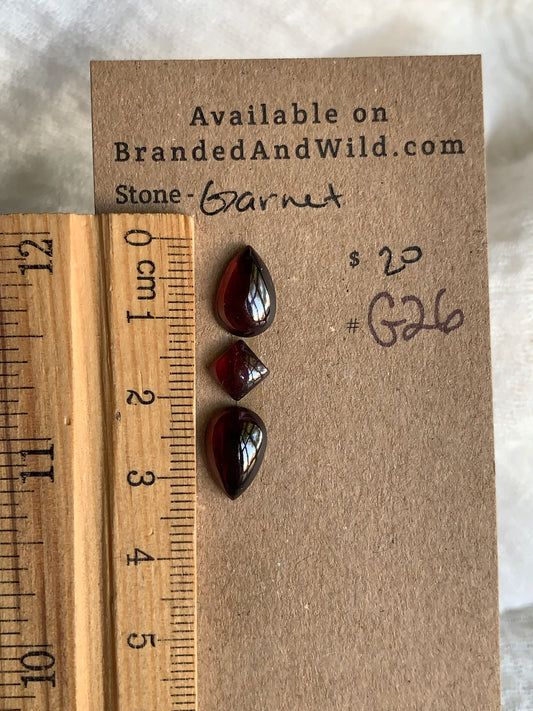 Garnet Cabochon - G26