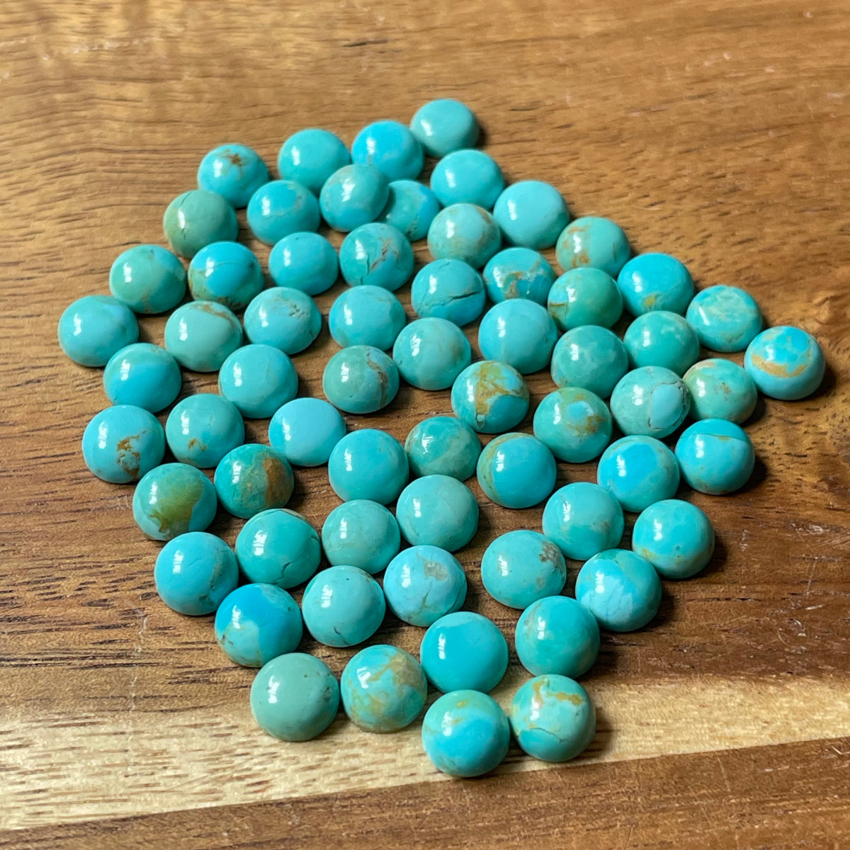 Kingman Turquoise 6mm Round