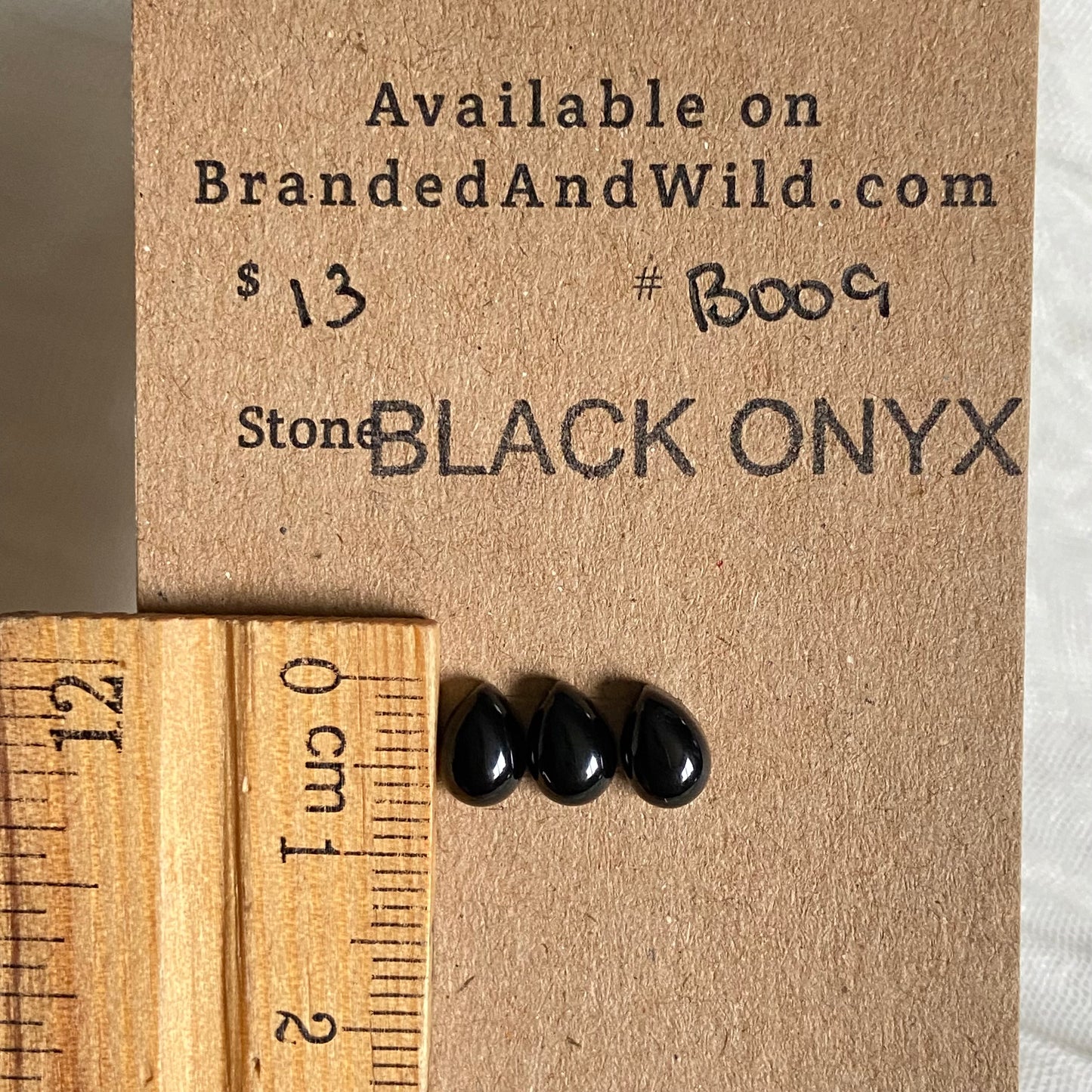Black Onyx - Cabochon - B009 EC913B33-771A-4D5D-9D8D-28329E20A37A Brandedandwild.com
