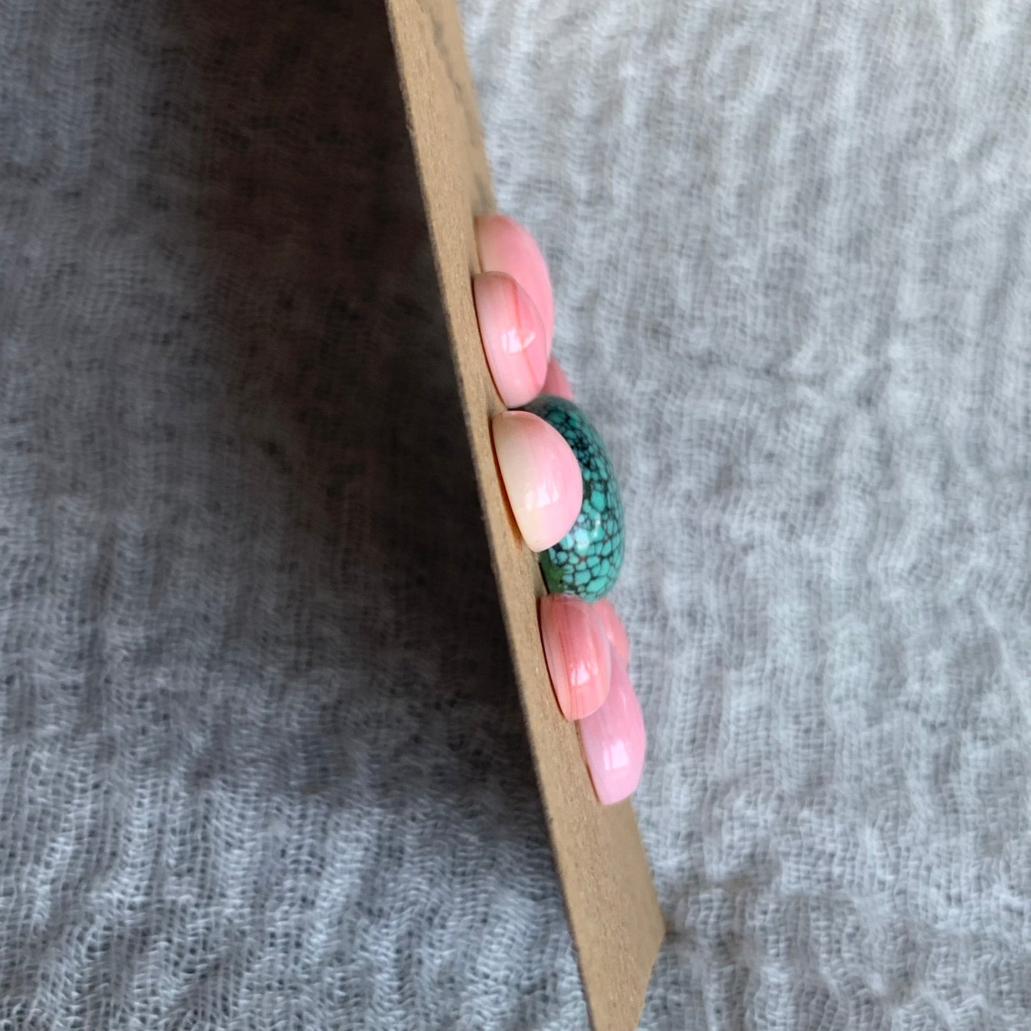 Hubei / Pink Conch Cabochon - Mix24