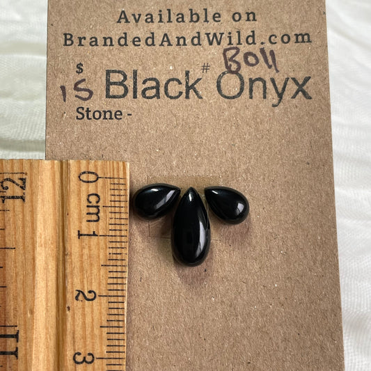Black Onyx - Cabochon - BO11 ED7D7802-51F7-4E87-A96B-D3002B195235 Brandedandwild.com