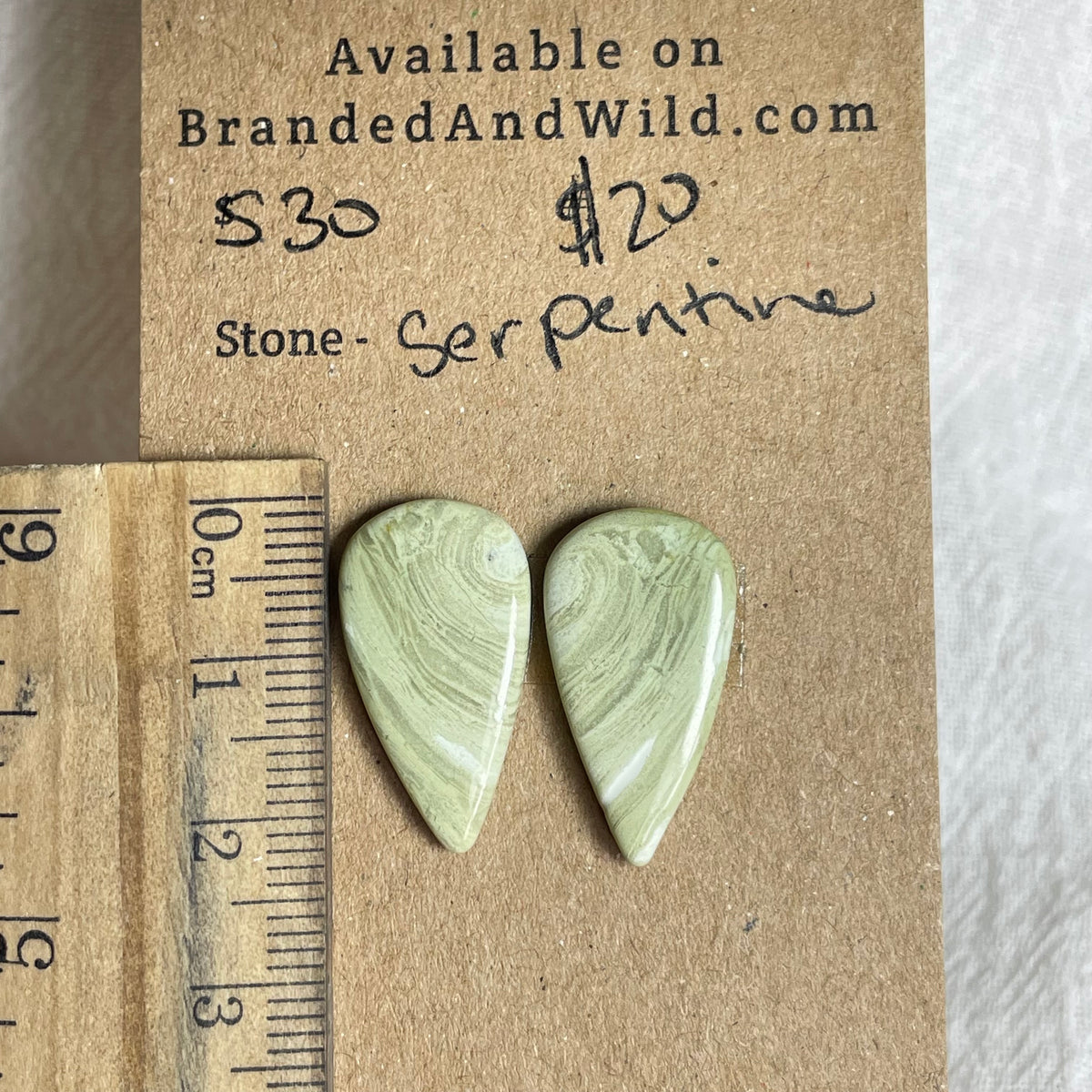 Serpentine - Cabochon - S30 EDE25117-71B3-4C67-94B2-7FFB2C7D0136 Brandedandwild.com