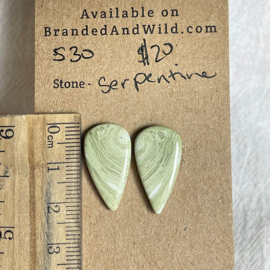 Serpentine - Cabochon - S30 EDE25117-71B3-4C67-94B2-7FFB2C7D0136 Brandedandwild.com