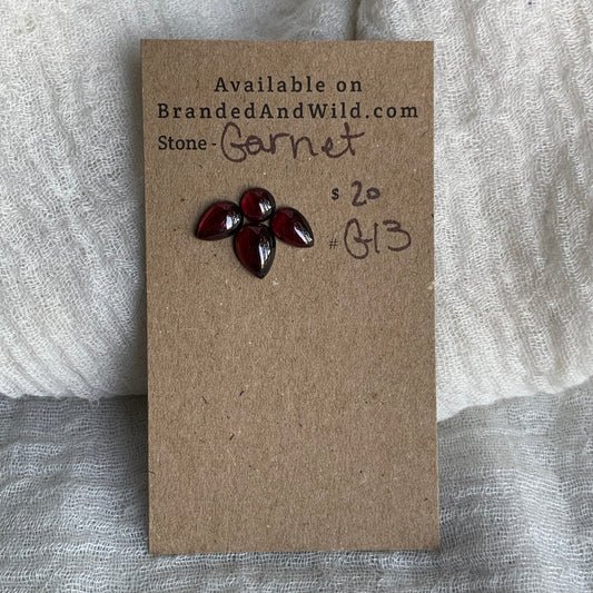 Garnet Cabochon - G13