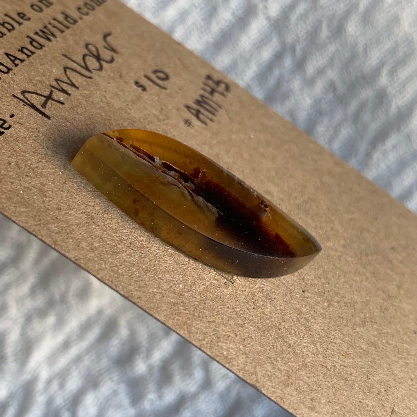 Amber Cabochon AM43