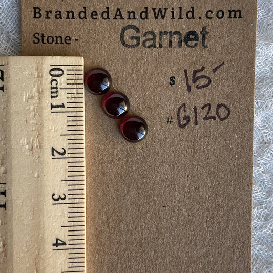Garnet Cabochon - G120