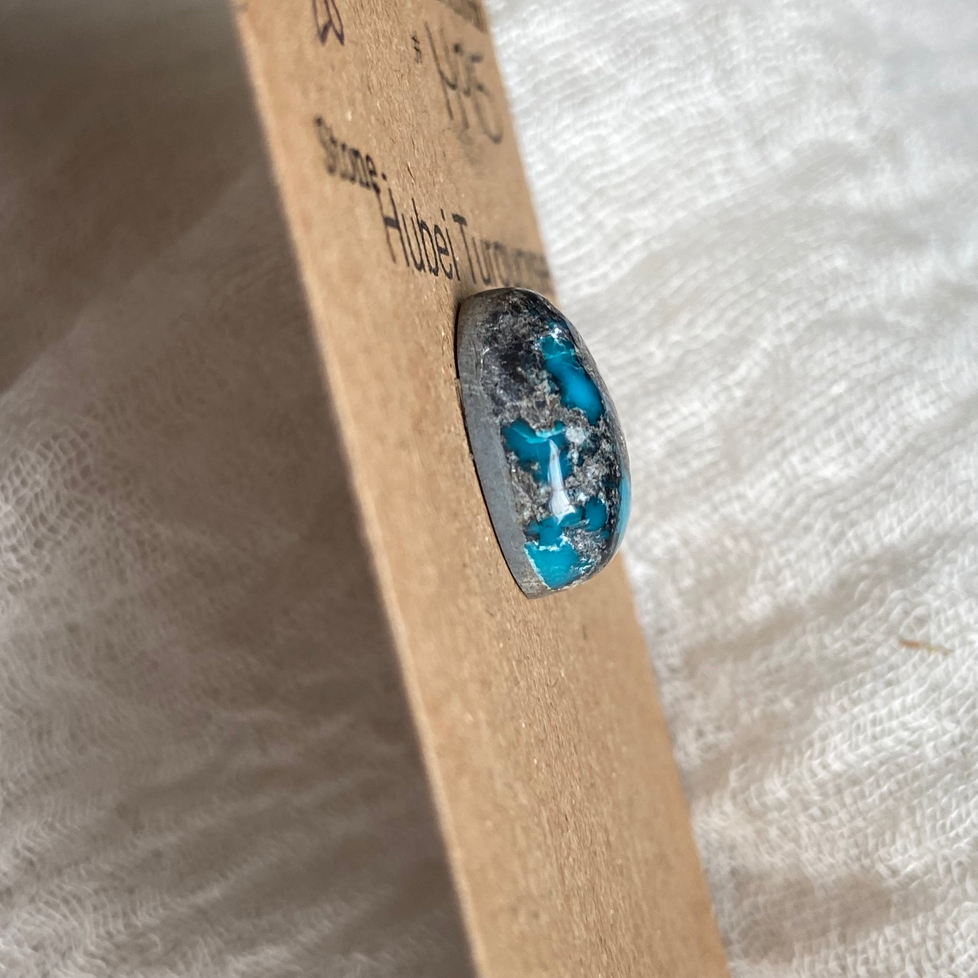 Hubei Cabochon - H95 F0CA9942-19ED-49FB-8DB0-A5E33E91CD2E Brandedandwild.com
