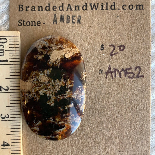 Amber Cabochon AM52