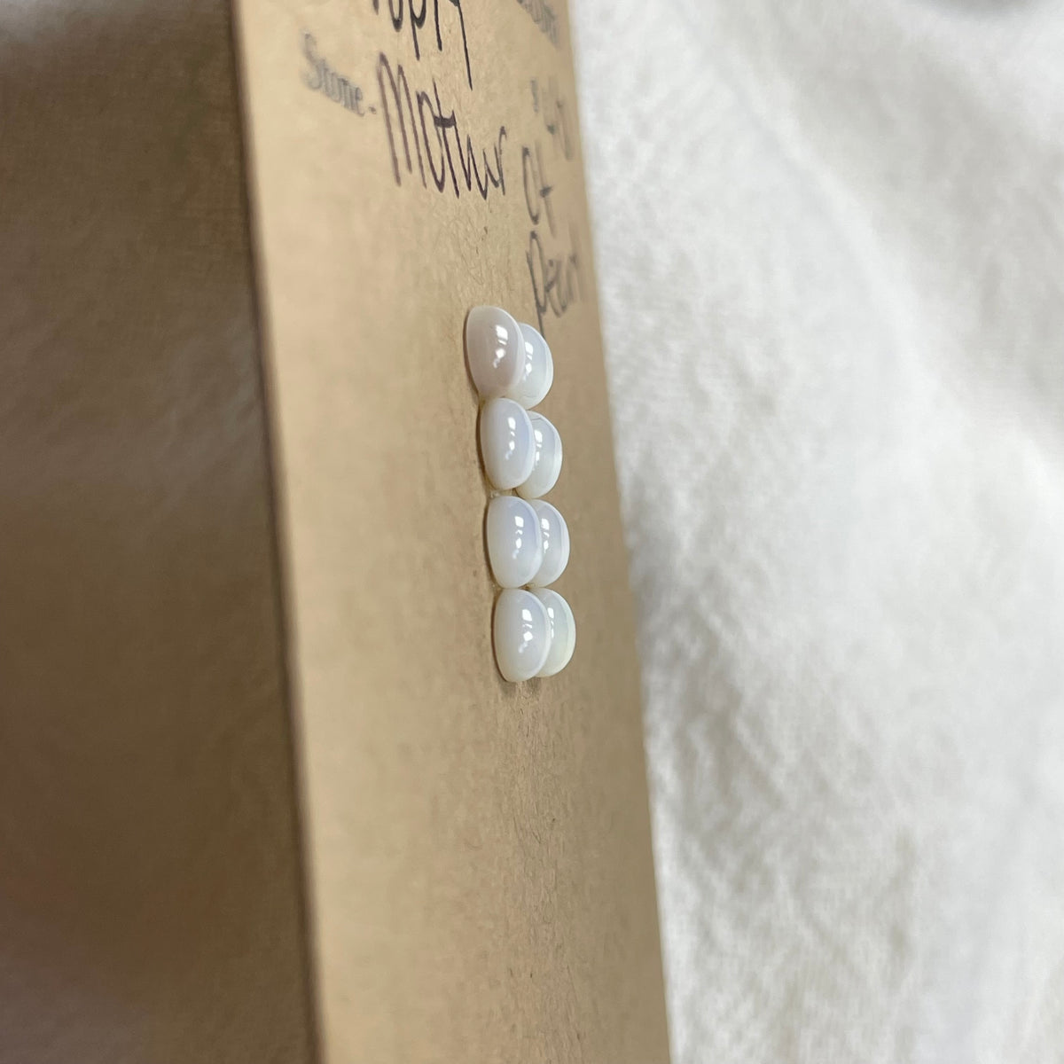 Mother of pearl cabochon - MP17