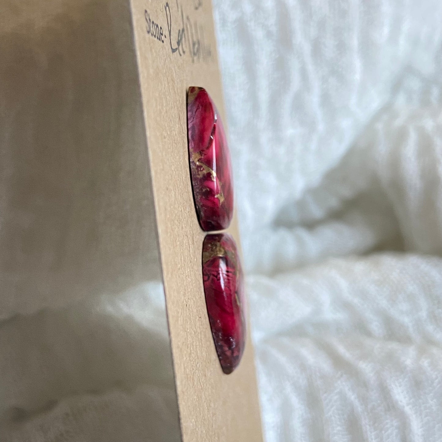 Red Dahlia Cabochon - RD64
