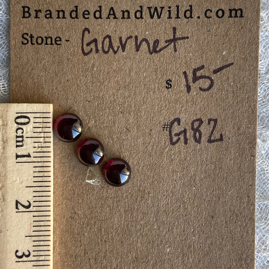 Garnet Cabochon - G82