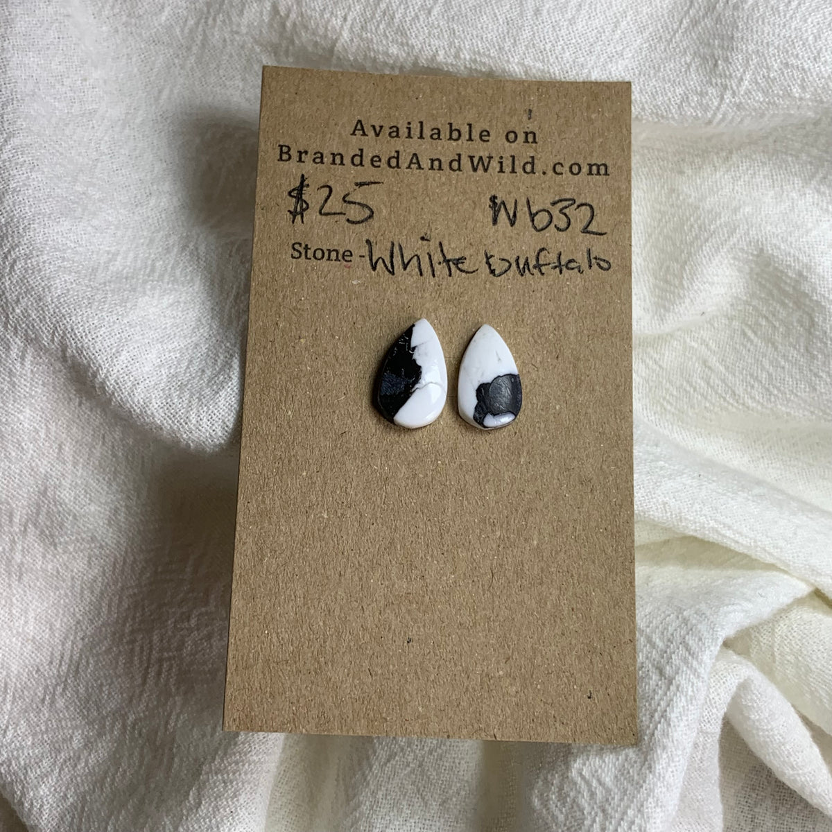 White Buffalo Cabochon - WB32 F23EB66E-378D-489F-842A-306B745D399B Brandedandwild.com