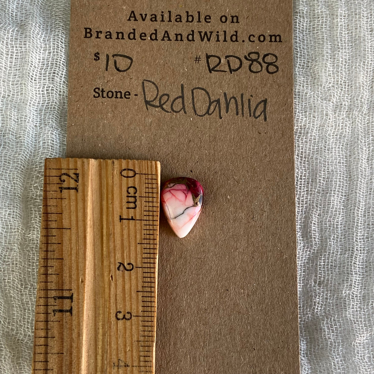 Red Dahlia Cabochon - RD88