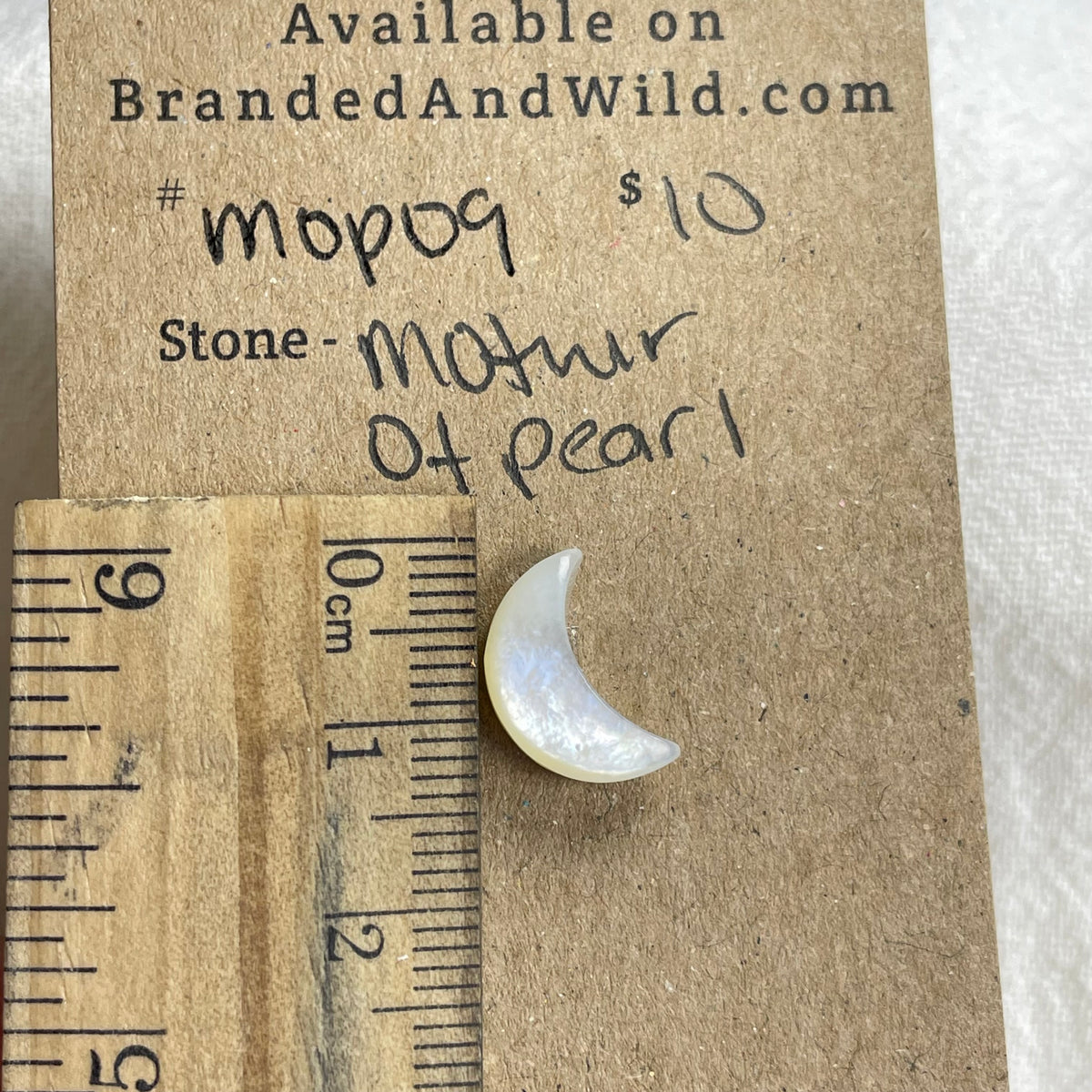Mother of pearl cabochon - MP09