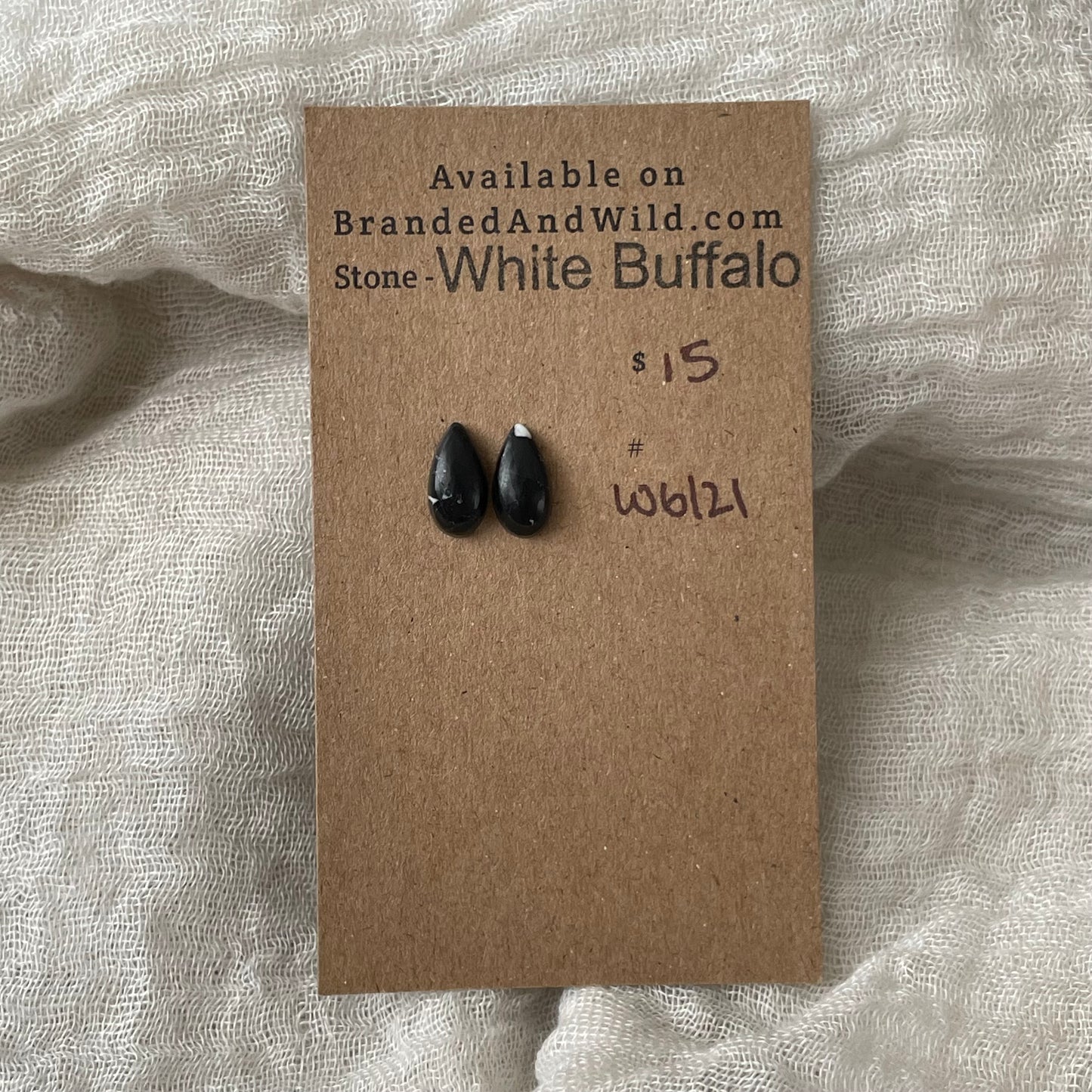 White Buffalo Cabochon - WB121 F5290370-C83D-4B28-9FBA-29514C3DE481 Brandedandwild.com