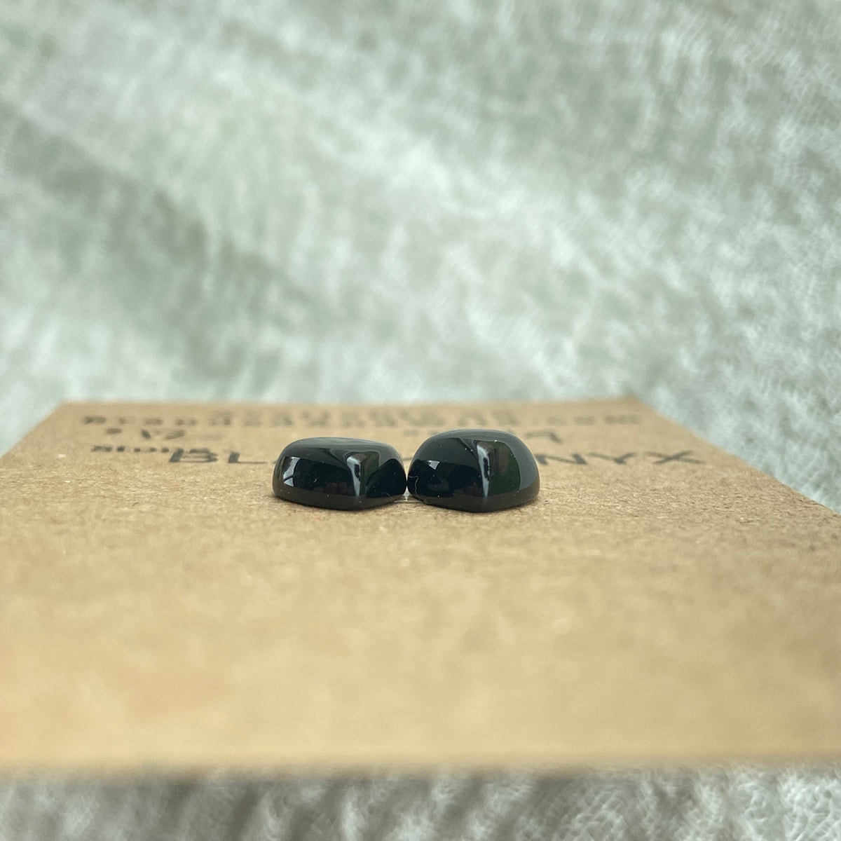 Black Onyx - Cabochon - B49