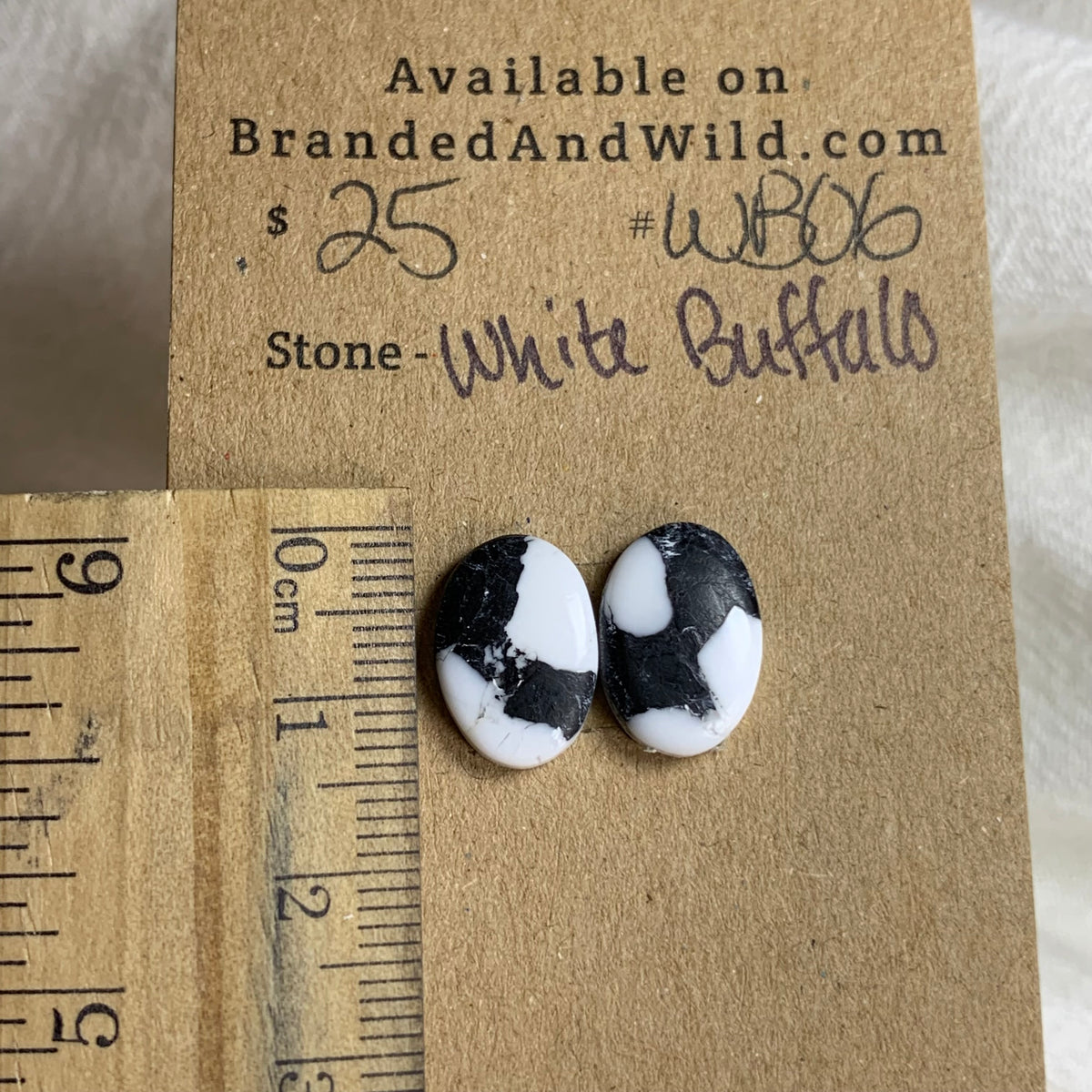 White Buffalo Cabochon - WB06 F6925500-E33C-4481-B7E0-4EED6B77E31F Brandedandwild.com