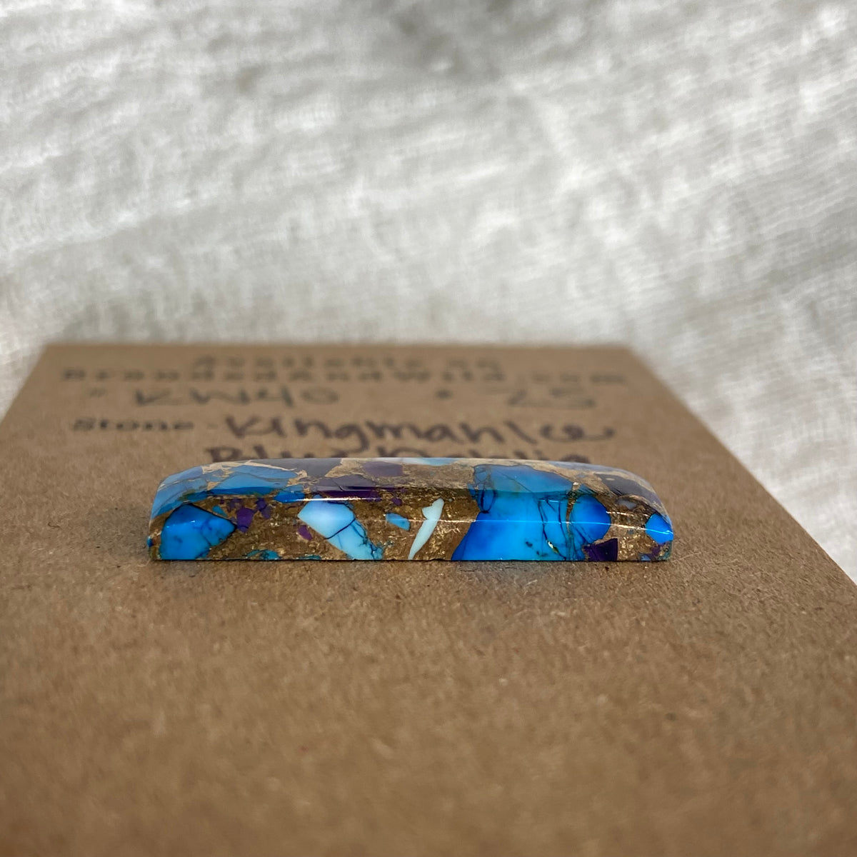 Kingman Ice Blue Dahlia Cabochon - KD40