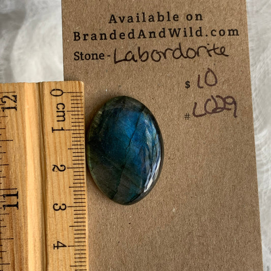 Labradorite Cabochon - L029