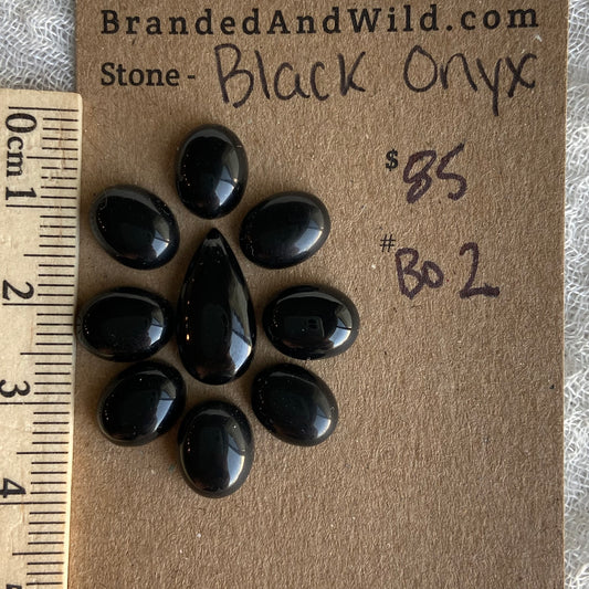 Black Onyx - Cabochon - BO2