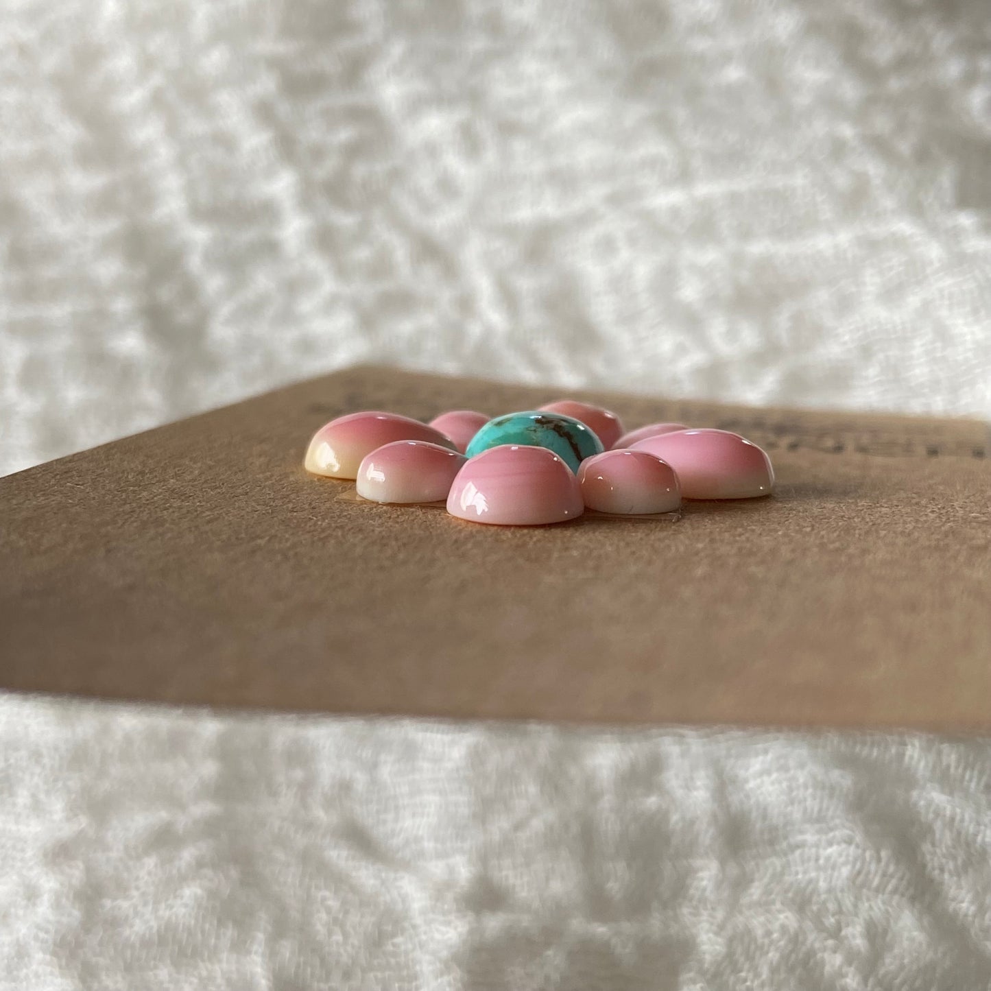 Pink Conch / Kingman Turquoise Cabochon - PK5