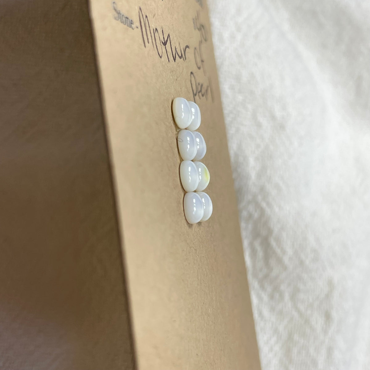 Mother of pearl cabochon - MP13