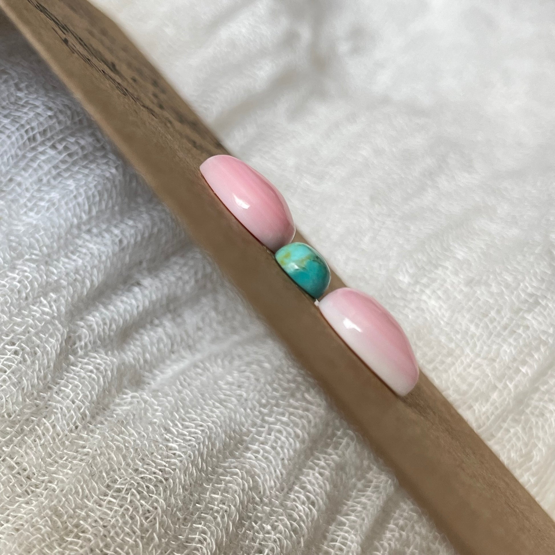 Kingman Turquoise Cabochon - KT64 FD4BB814-DF48-4F18-9DC4-F8F912394F76 Brandedandwild.com