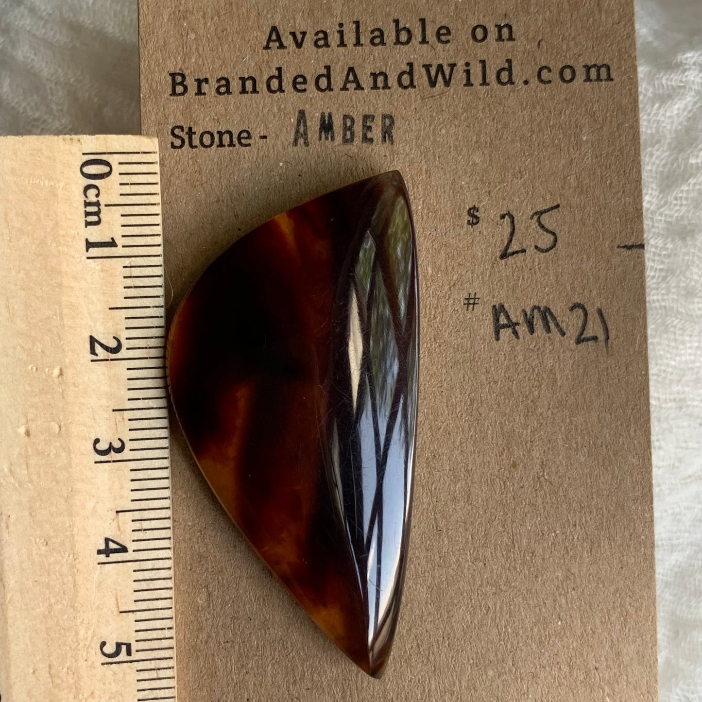 Amber Cabochon AM21