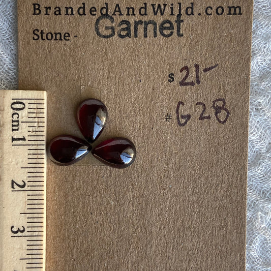 Garnet Cabochon - G28
