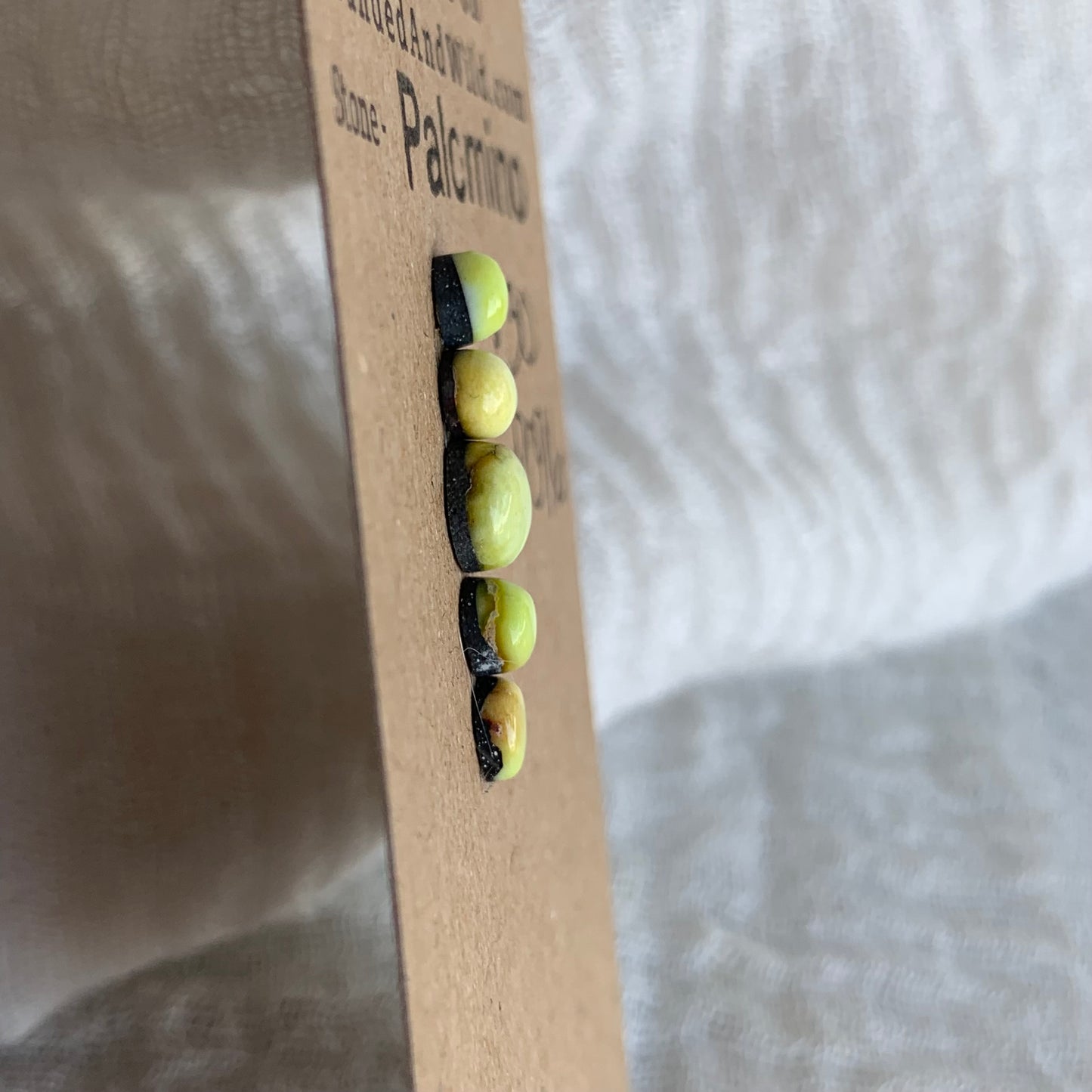 Palomino Cabochon - P096