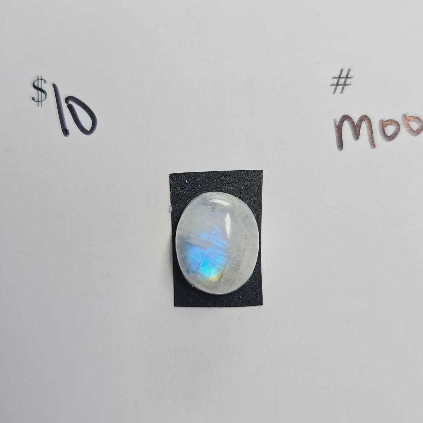 Moonstone Cabochon M002