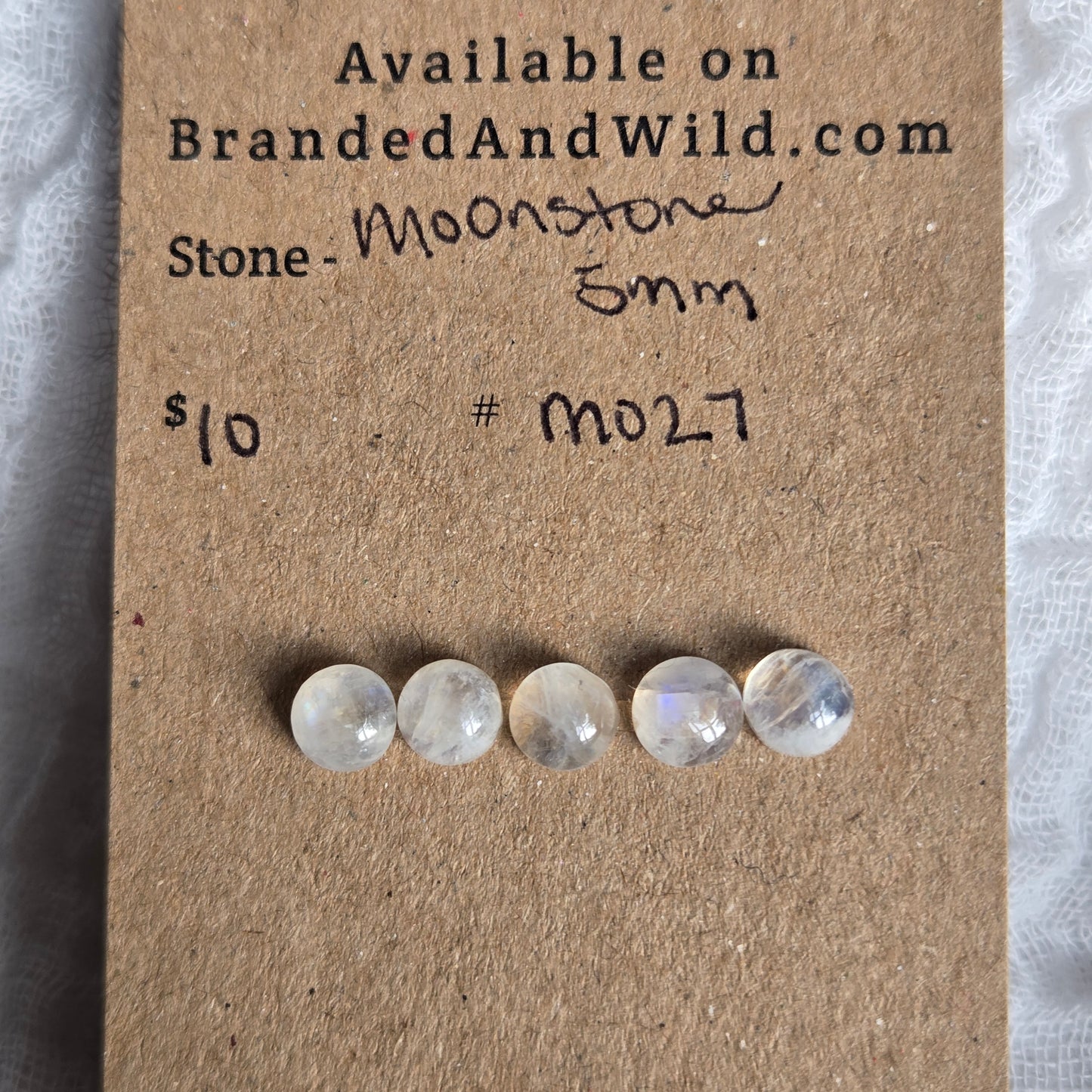 Moonstone Cabochon 5mm - M027