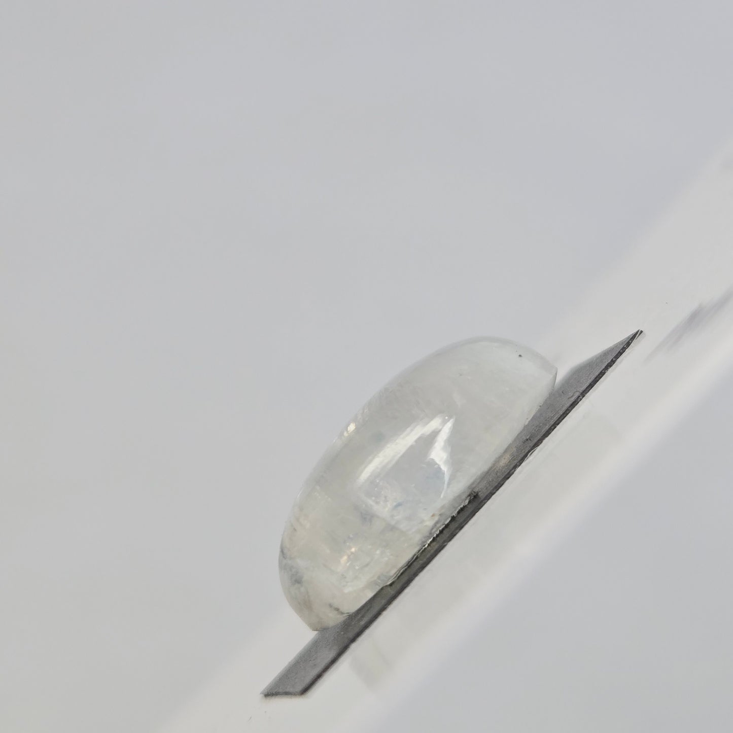 Moonstone Cabochon - M019