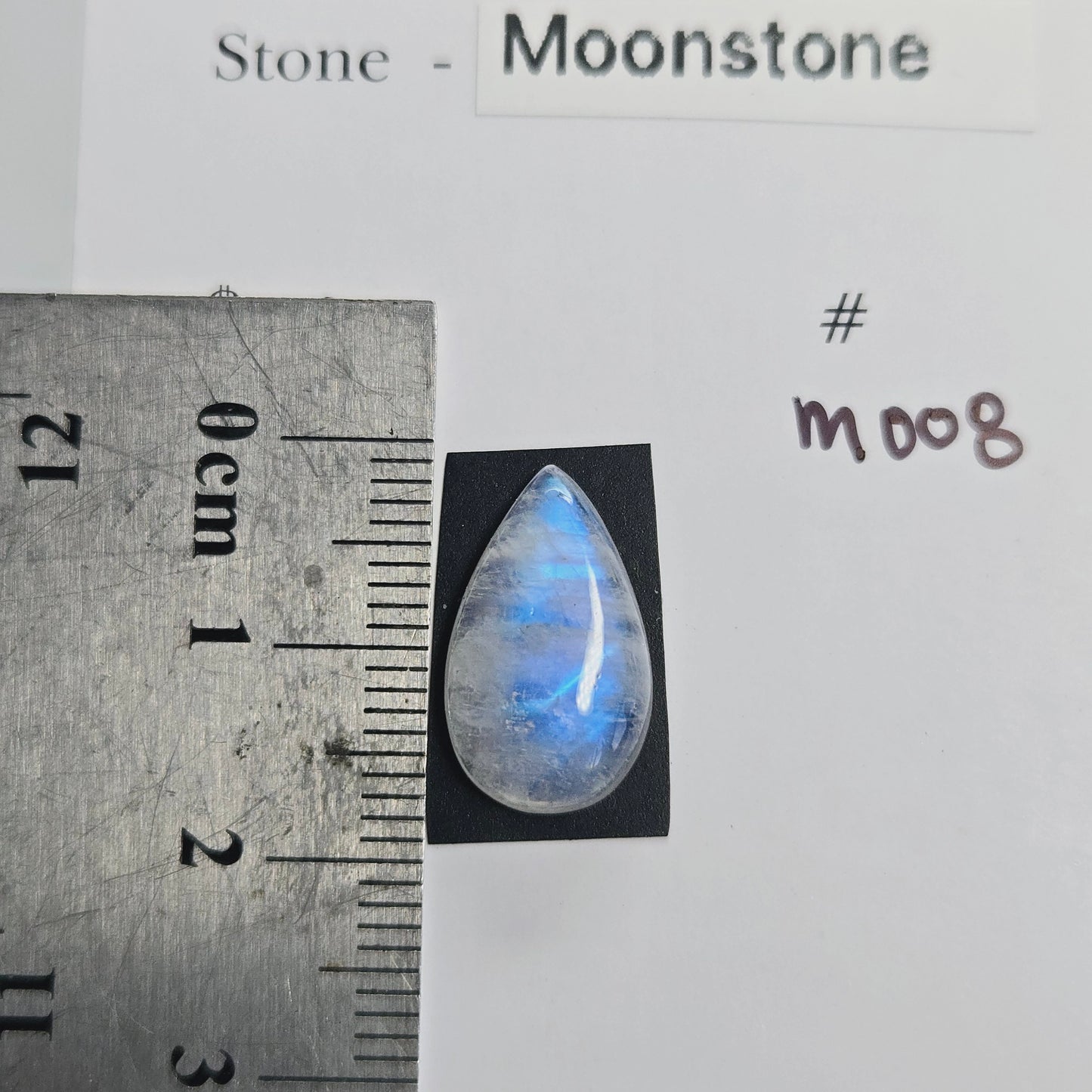 Moonstone Cabochon M008